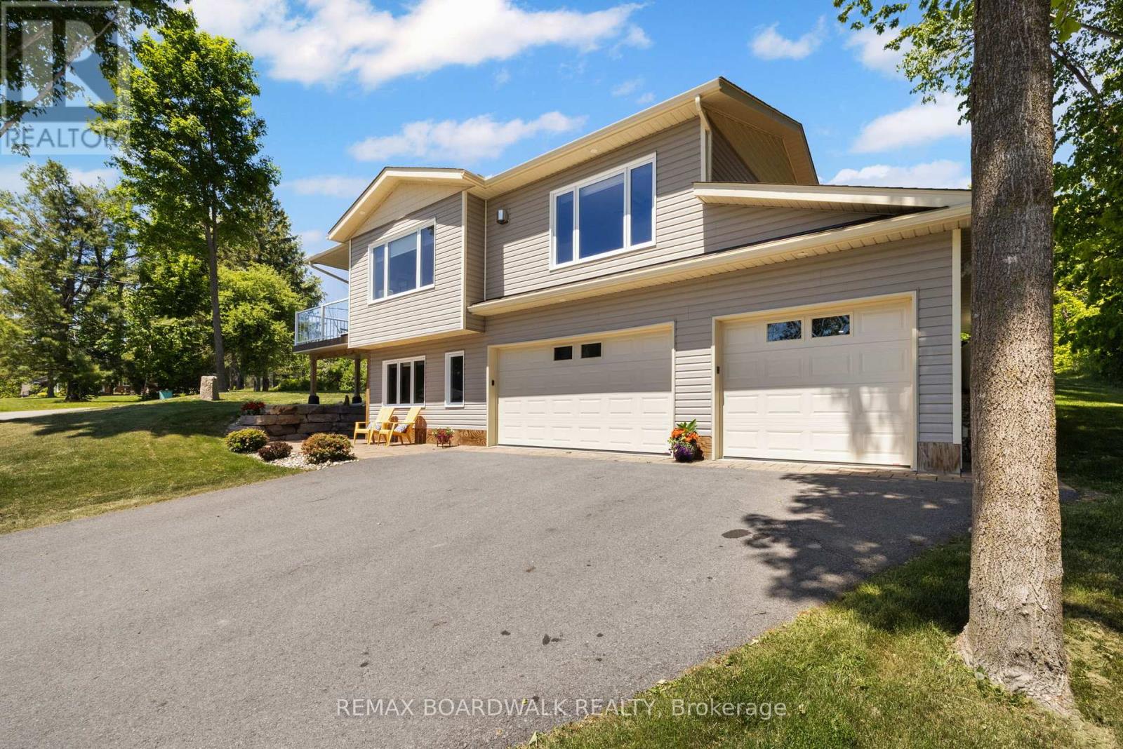 156 Dunlop Crescent, Drummond/north Elmsley, Ontario  K7C 4K8 - Photo 1 - X13247674