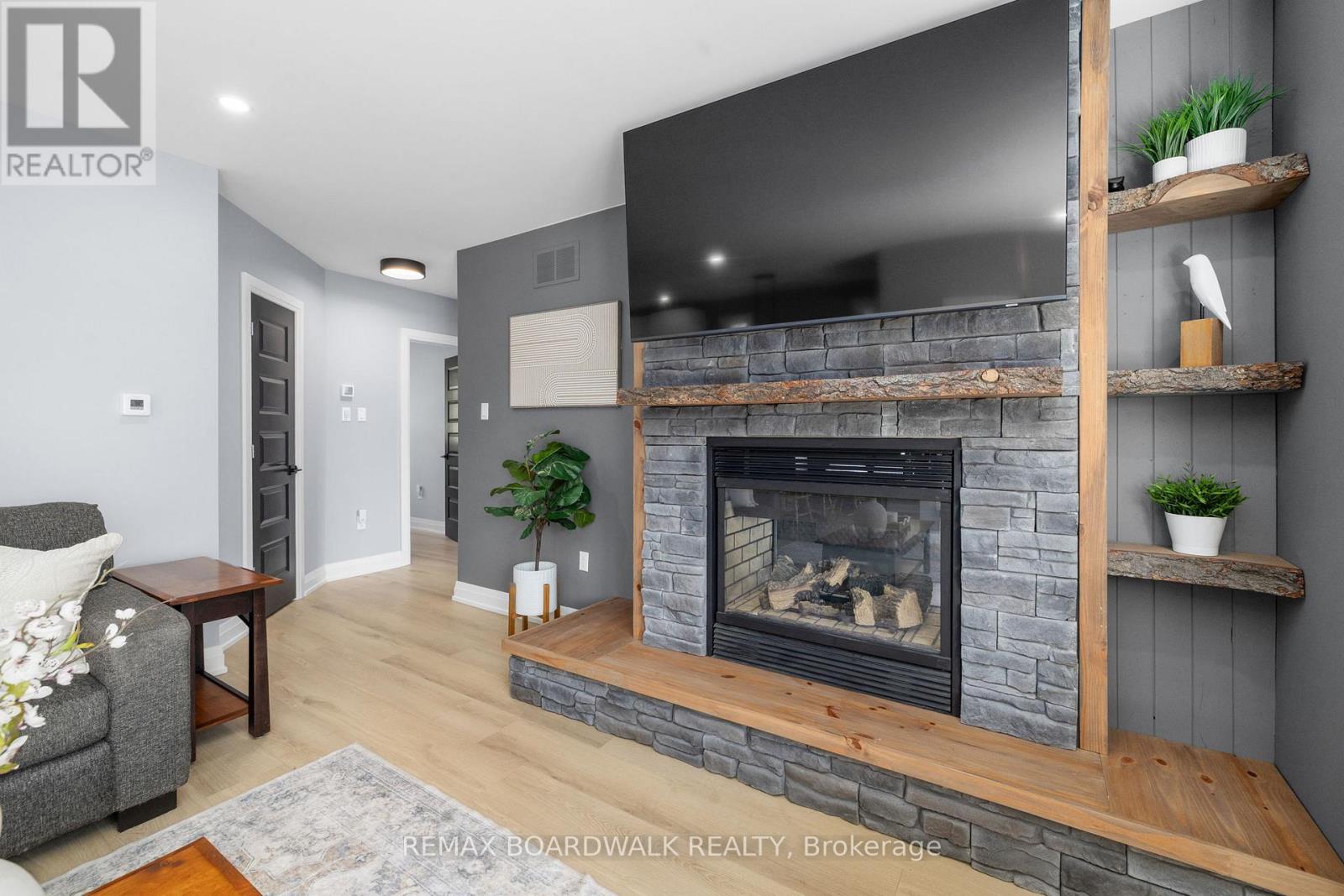 156 Dunlop Crescent, Drummond/north Elmsley, Ontario  K7C 4K8 - Photo 19 - X13247674