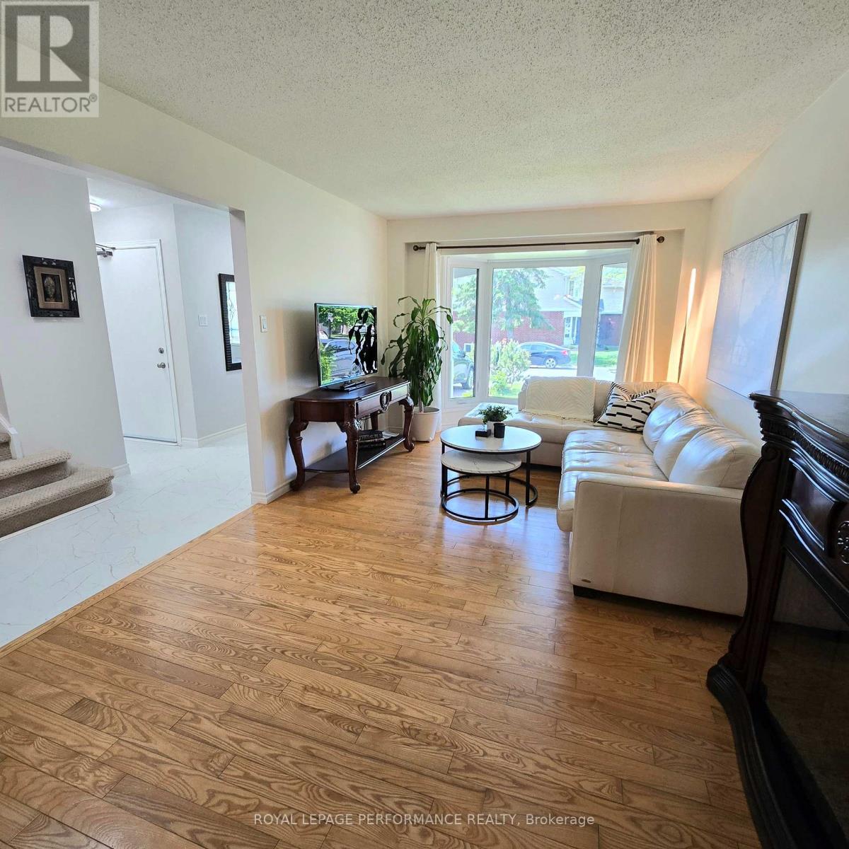 61 Hawley Crescent, Ottawa, Ontario  K2M 1T4 - Photo 4 - X13247836