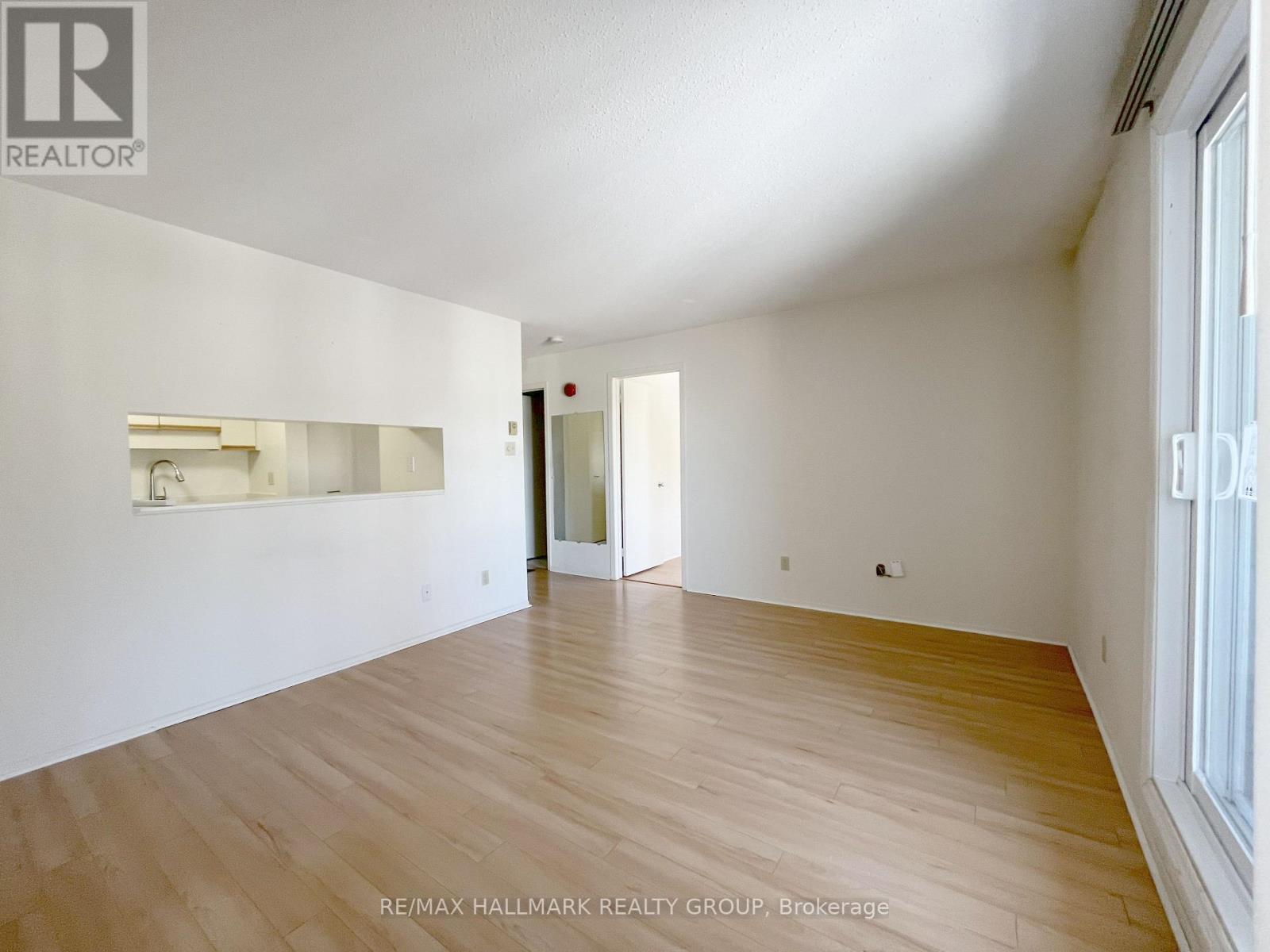 310 - 214 Viewmount Drive, Ottawa, Ontario  K2E 7X3 - Photo 8 - X13247860