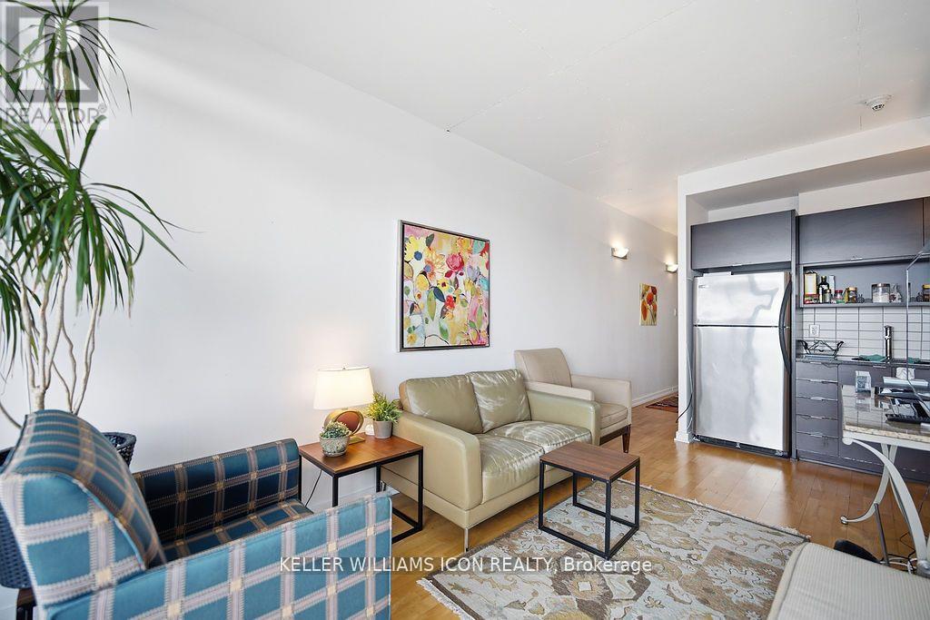 1301 - 324 Laurier Avenue W, Ottawa, Ontario  K1N 6P6 - Photo 12 - X13248006