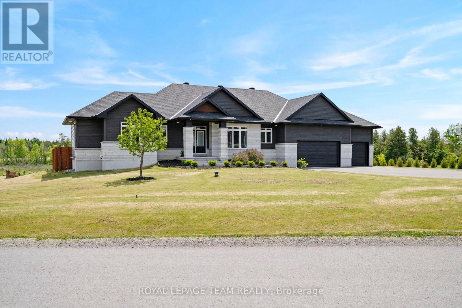 381 Johnny Porter Drive, Beckwith, Ontario  K0A 1B0 - Photo 1 - X13248152
