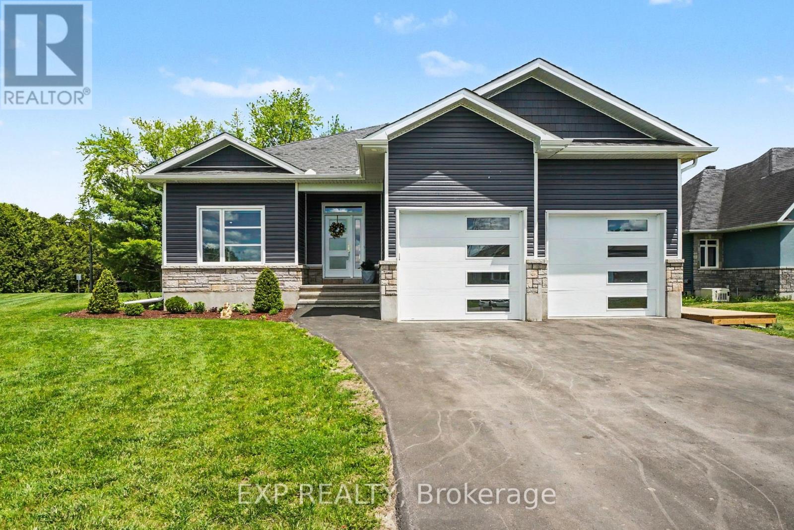 200 Nellie Street, Clarence-Rockland, Ontario  K0A 2A0 - Photo 1 - X13248246