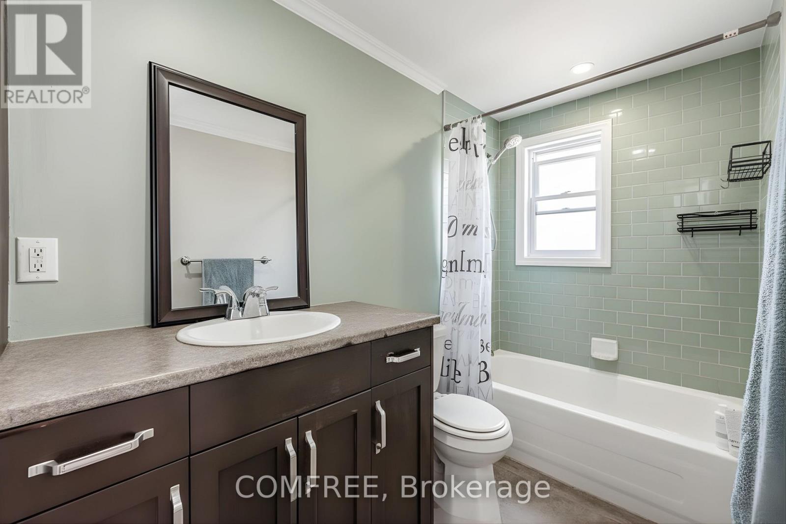 26 - 60 Elmsdale Drive, Kitchener, Ontario  N2E 2G4 - Photo 2 - X13248346