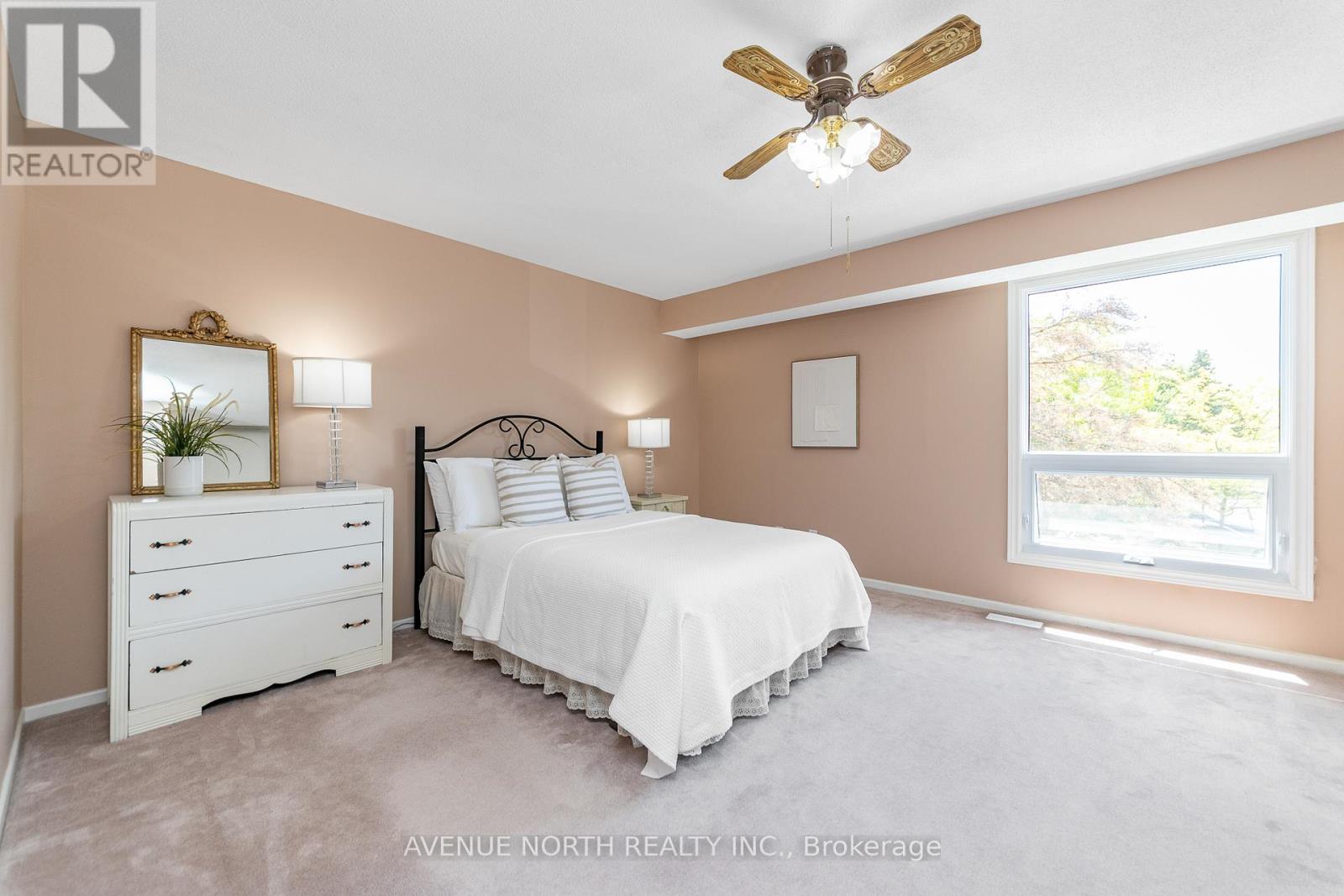 1897 Stonehenge Crescent, Ottawa, Ontario  K1B 4N7 - Photo 21 - X13248366