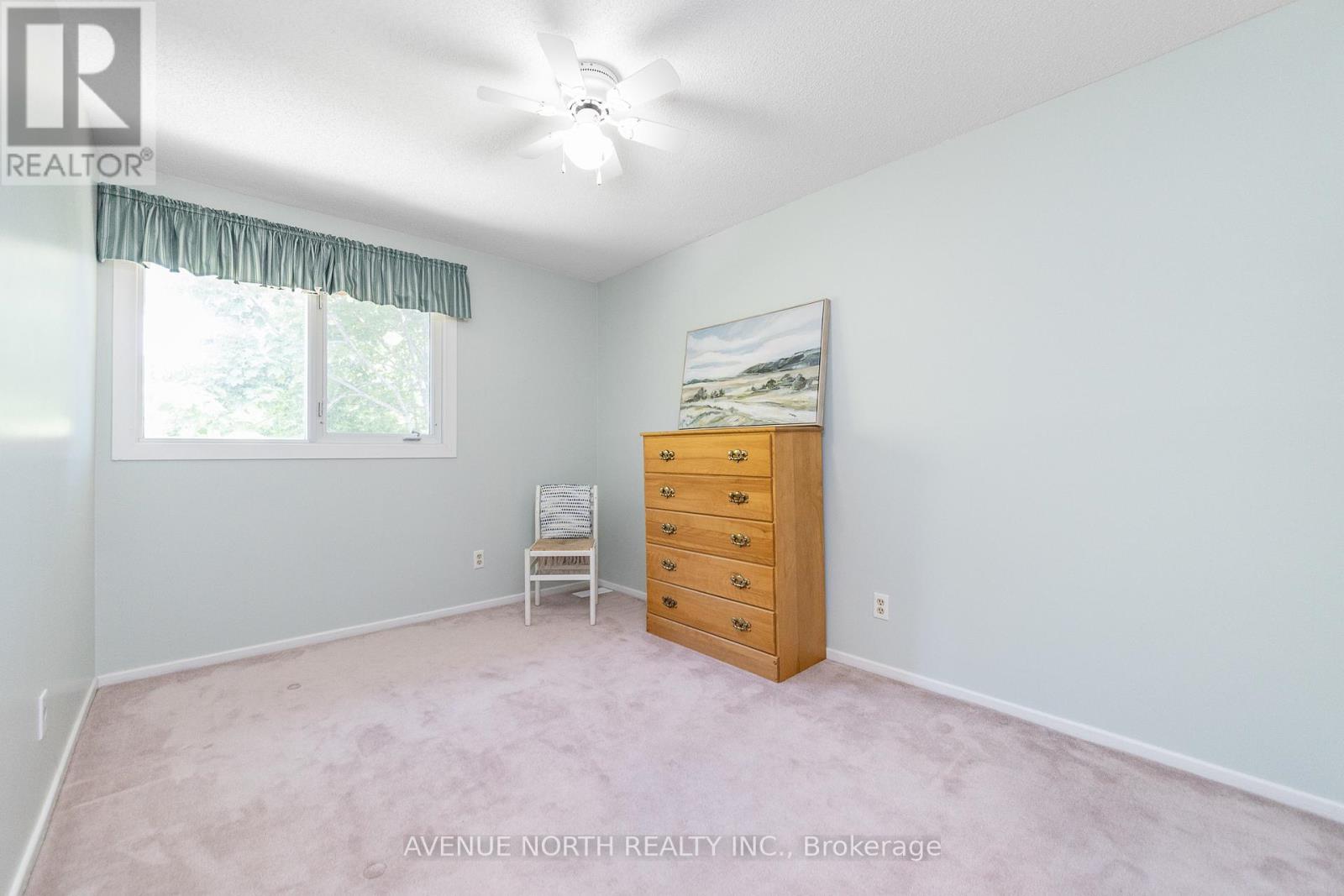 1897 Stonehenge Crescent, Ottawa, Ontario  K1B 4N7 - Photo 27 - X13248366