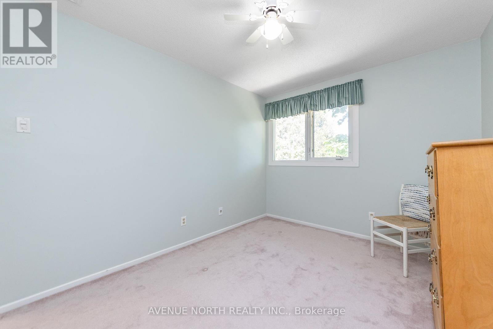 1897 Stonehenge Crescent, Ottawa, Ontario  K1B 4N7 - Photo 28 - X13248366