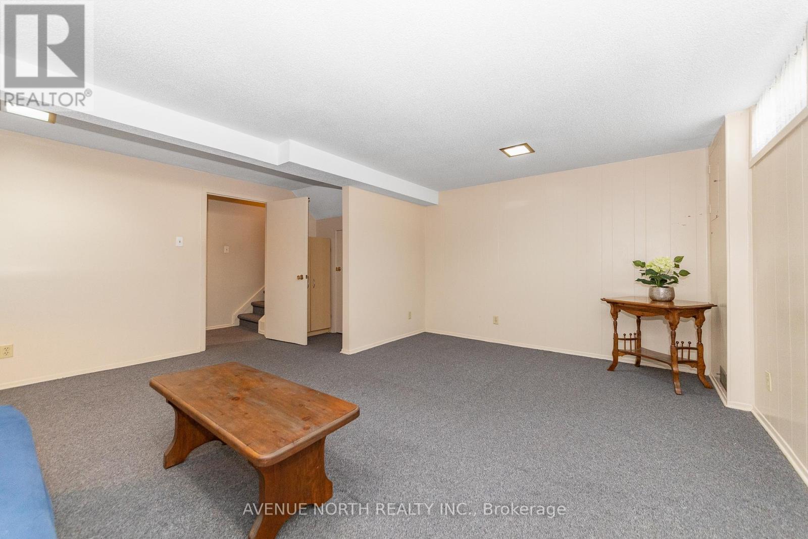 1897 Stonehenge Crescent, Ottawa, Ontario  K1B 4N7 - Photo 34 - X13248366