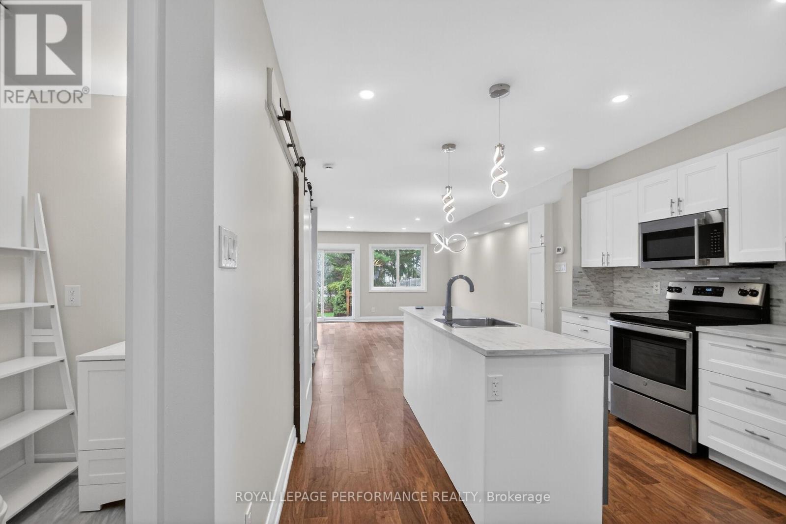 34 Dignard Street, Russell, Ontario  K0A 1W1 - Photo 3 - X13248378