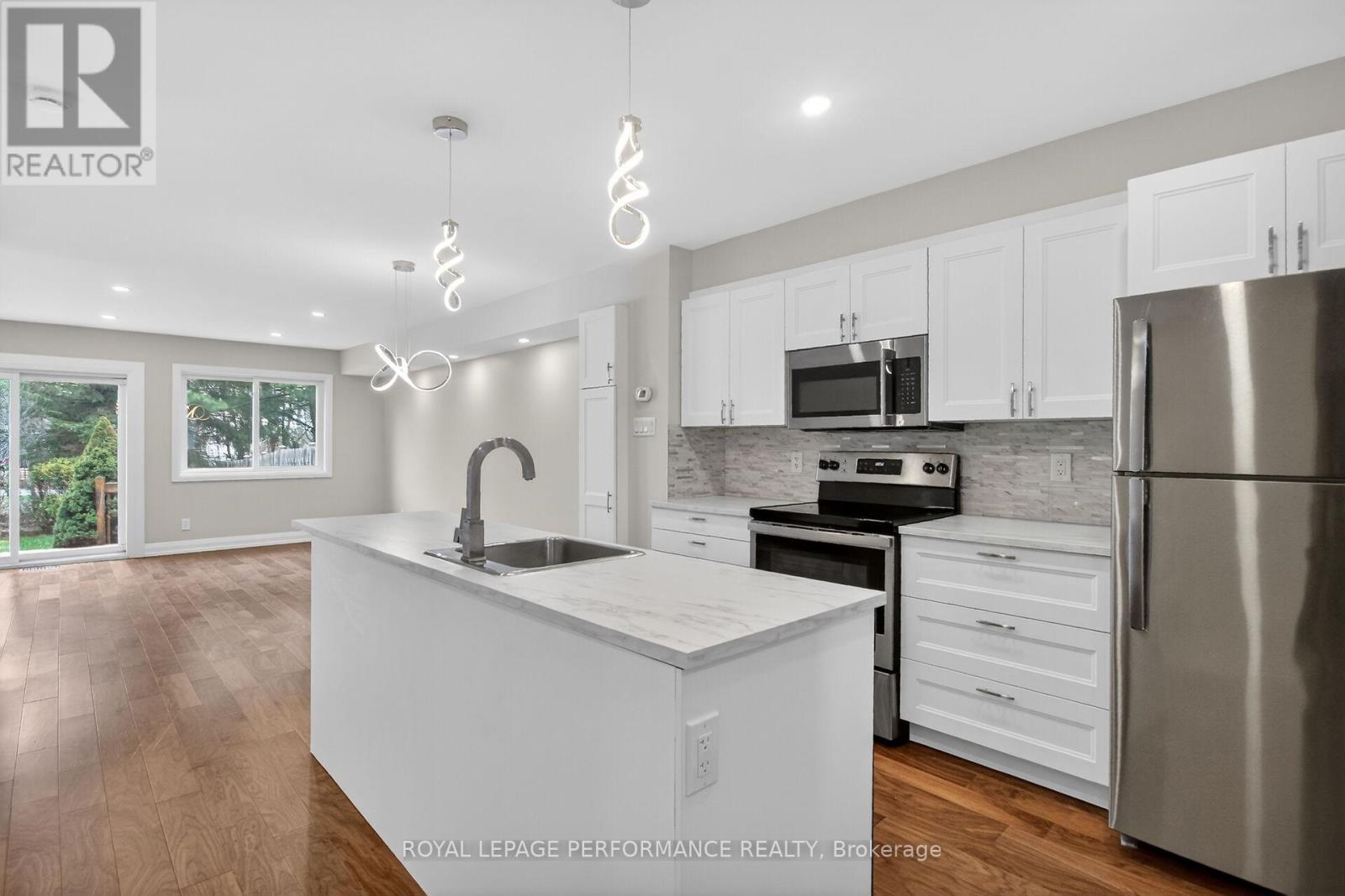 34 Dignard Street, Russell, Ontario  K0A 1W1 - Photo 4 - X13248378
