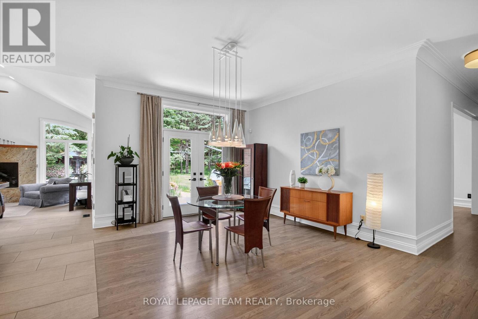 5849 Queenscourt Crescent SW, Ottawa, Ontario  K4M 1K3 - Photo 10 - X13248382