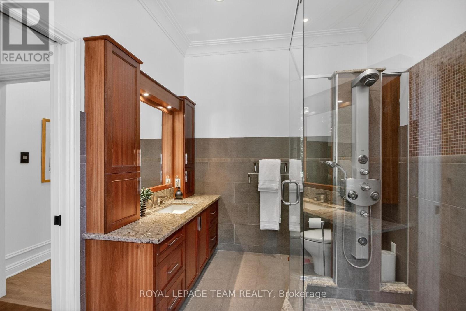 5849 Queenscourt Crescent SW, Ottawa, Ontario  K4M 1K3 - Photo 21 - X13248382