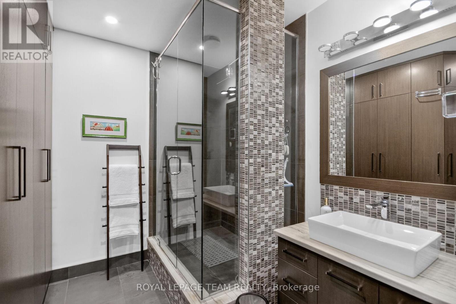 5849 Queenscourt Crescent SW, Ottawa, Ontario  K4M 1K3 - Photo 27 - X13248382
