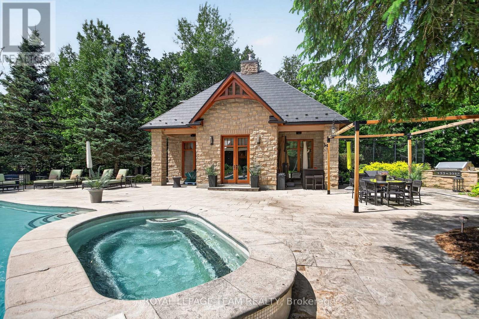 5849 Queenscourt Crescent SW, Ottawa, Ontario  K4M 1K3 - Photo 36 - X13248382