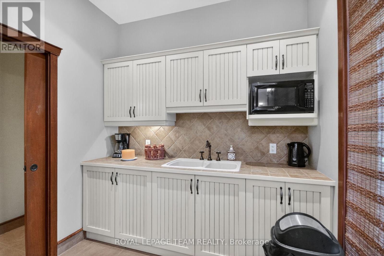 5849 Queenscourt Crescent SW, Ottawa, Ontario  K4M 1K3 - Photo 38 - X13248382