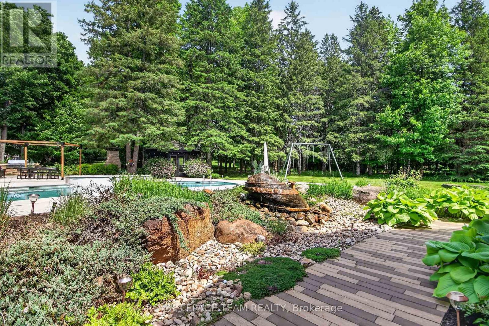 5849 Queenscourt Crescent SW, Ottawa, Ontario  K4M 1K3 - Photo 42 - X13248382