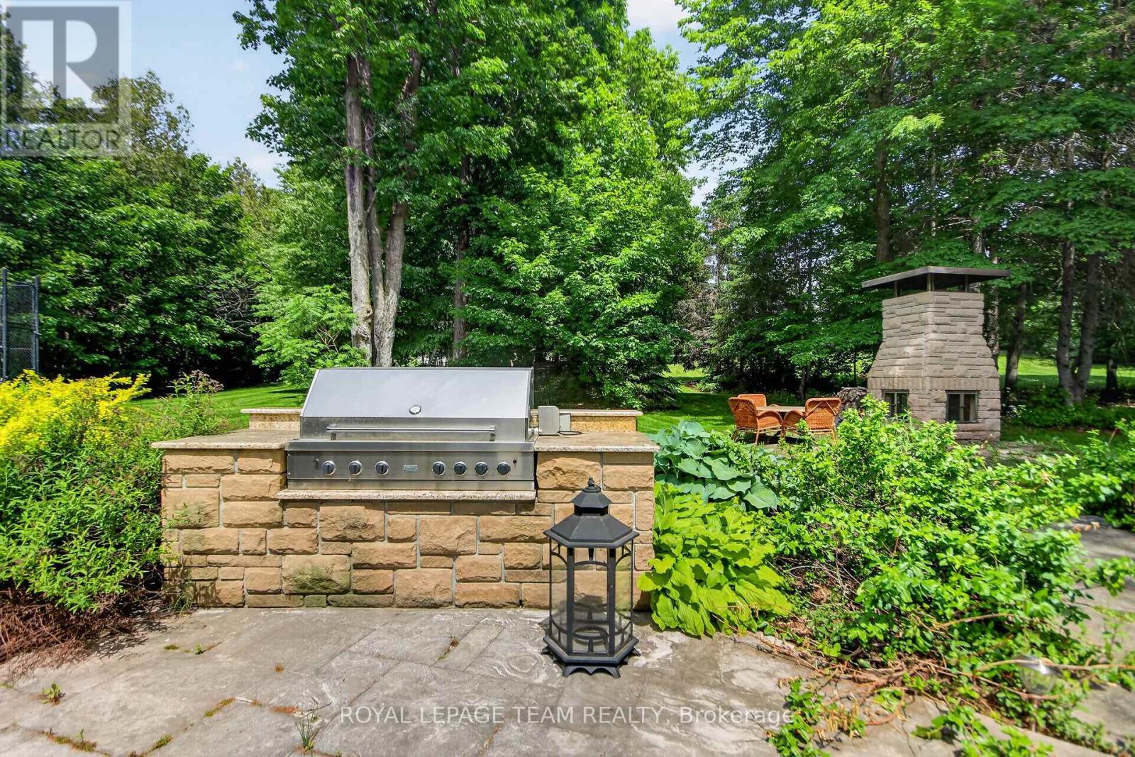 5849 Queenscourt Crescent SW, Ottawa, Ontario  K4M 1K3 - Photo 45 - X13248382