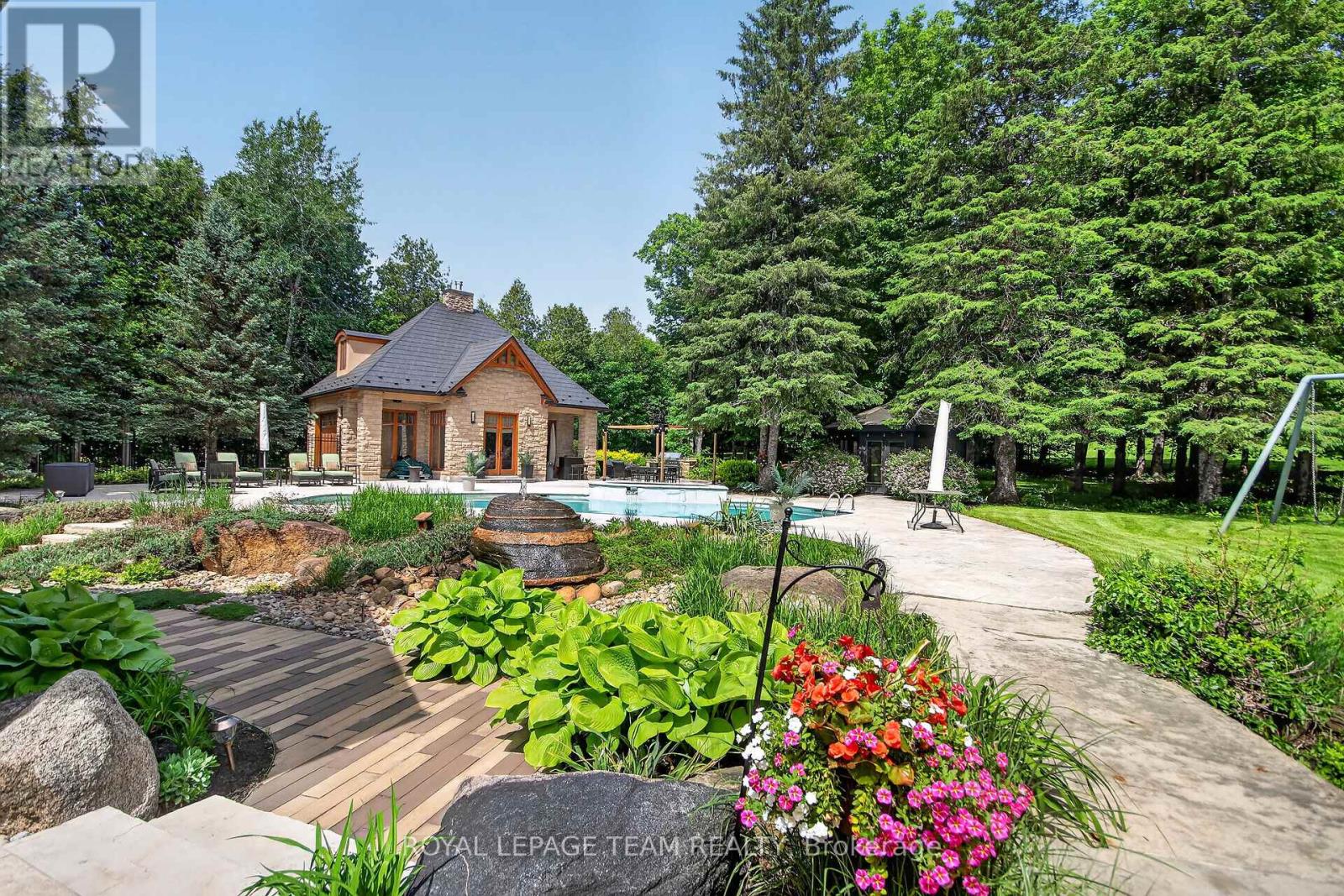 5849 Queenscourt Crescent SW, Ottawa, Ontario  K4M 1K3 - Photo 49 - X13248382