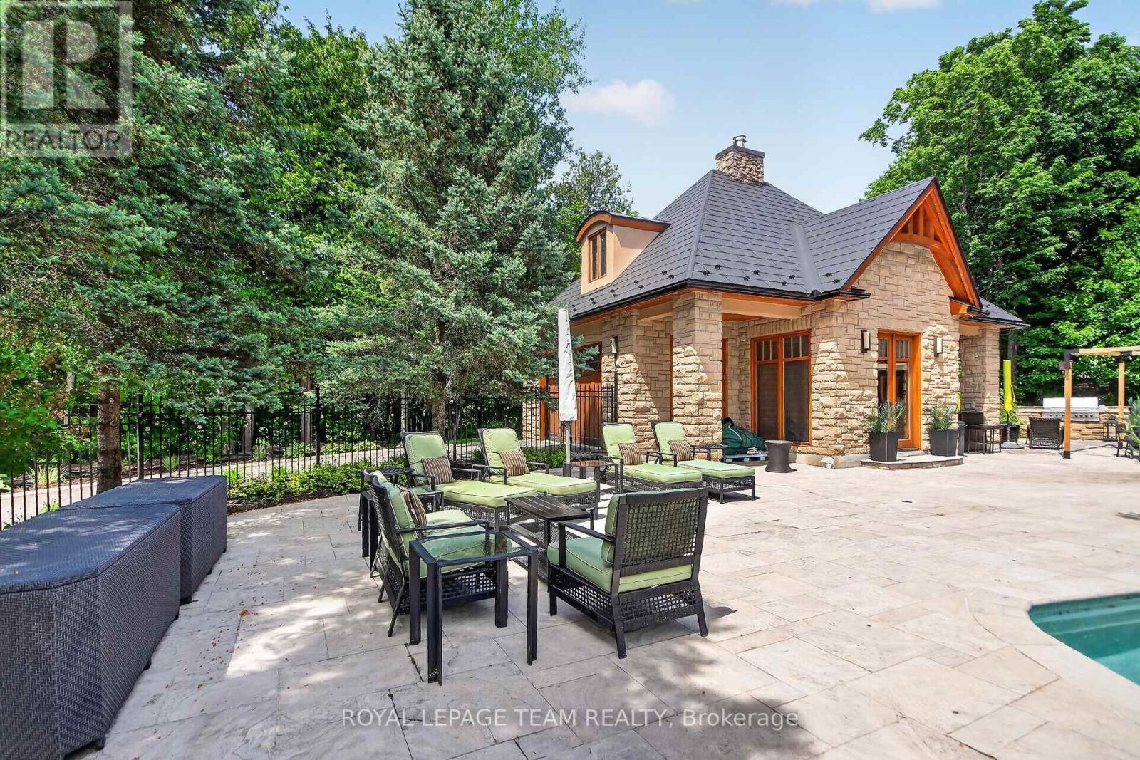 5849 Queenscourt Crescent SW, Ottawa, Ontario  K4M 1K3 - Photo 50 - X13248382