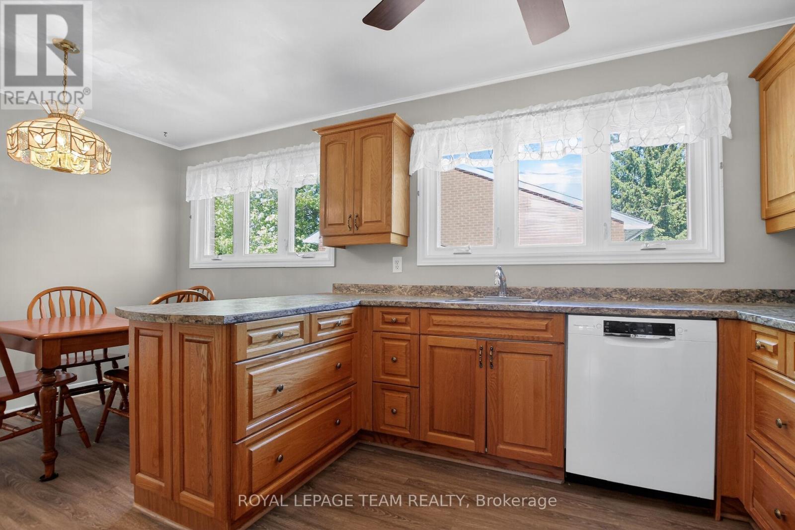 2390 Cheshire Road, Ottawa, Ontario  K2C 1G3 - Photo 18 - X13248424