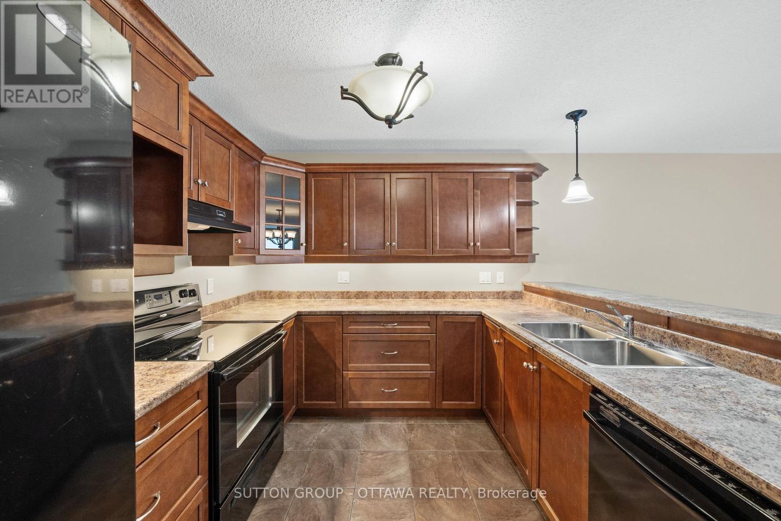 458 Van Dusen Street, Mississippi Mills, Ontario  K0A 1A0 - Photo 6 - X13248450