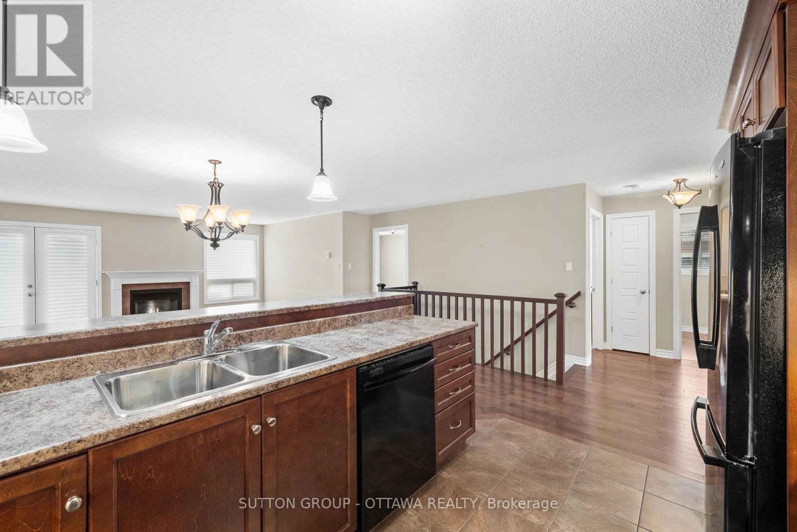 458 Van Dusen Street, Mississippi Mills, Ontario  K0A 1A0 - Photo 7 - X13248450