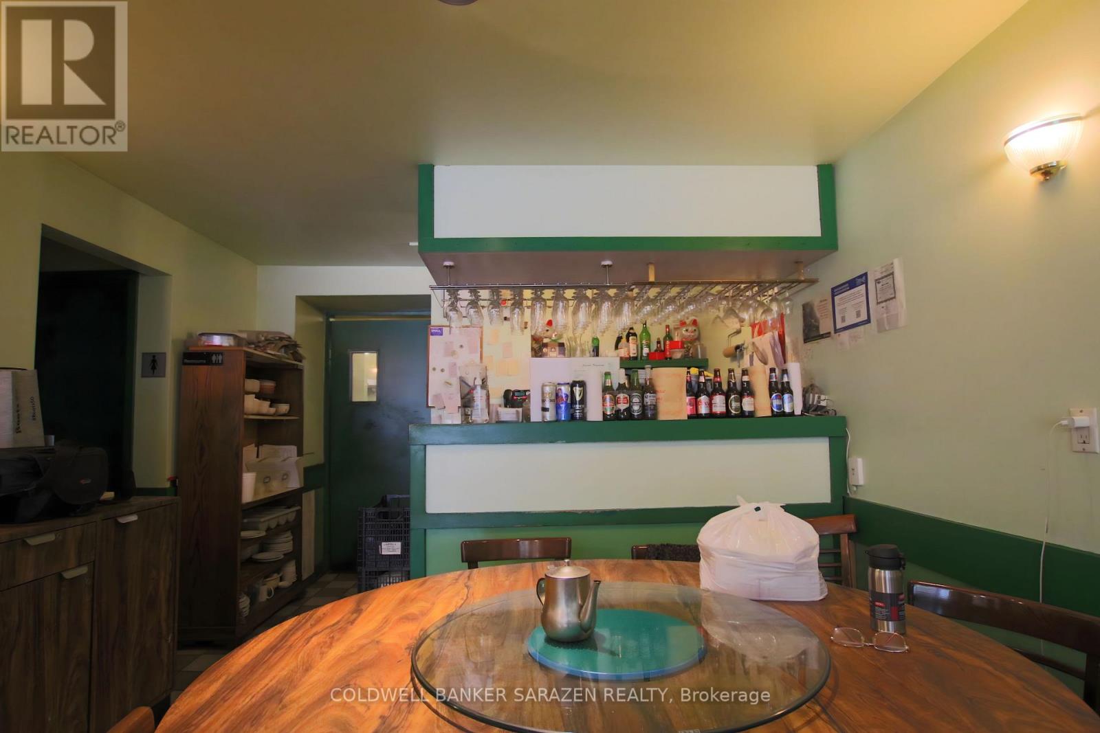 625 Somerset Street W, Ottawa, Ontario  K1R 5K3 - Photo 10 - X13248460