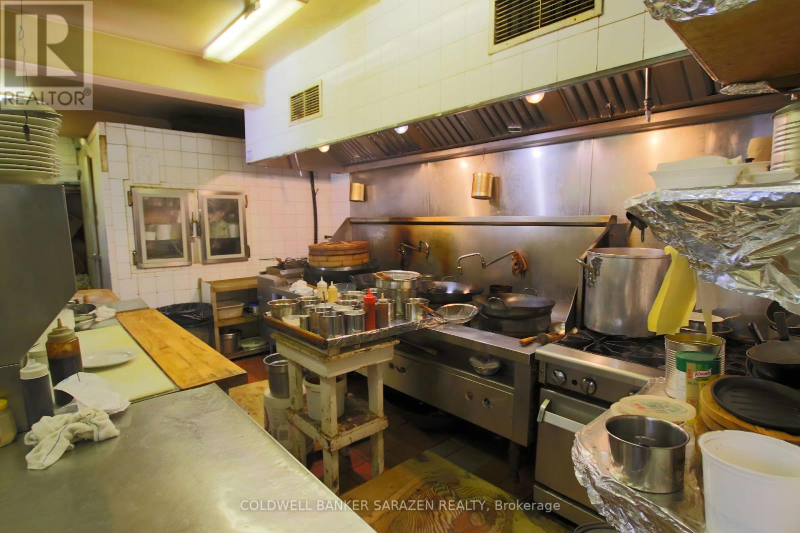 625 Somerset Street W, Ottawa, Ontario  K1R 5K3 - Photo 12 - X13248460