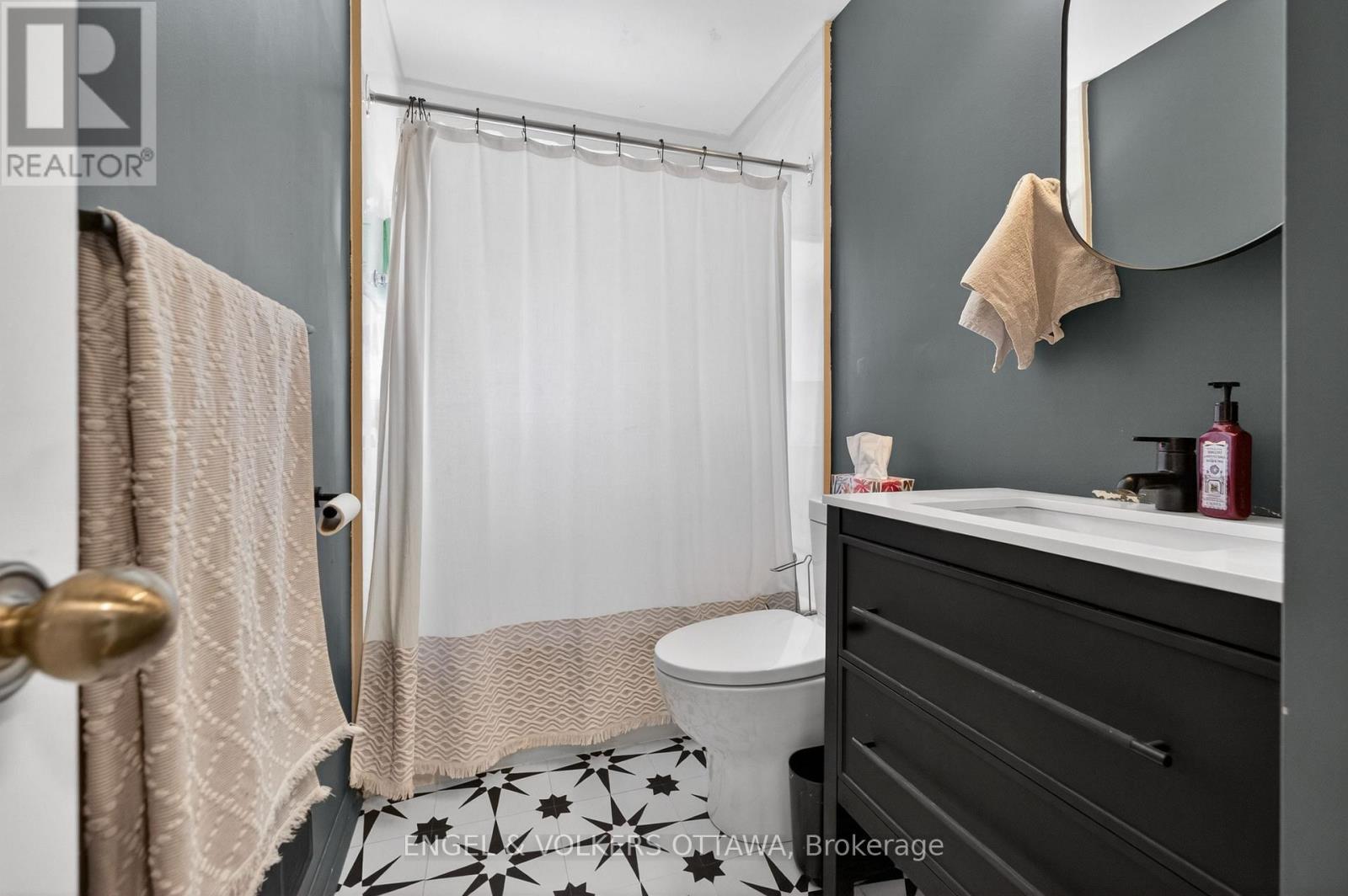 2548 Hanlon Avenue, Ottawa, Ontario  K2B 7X4 - Photo 12 - X13248518