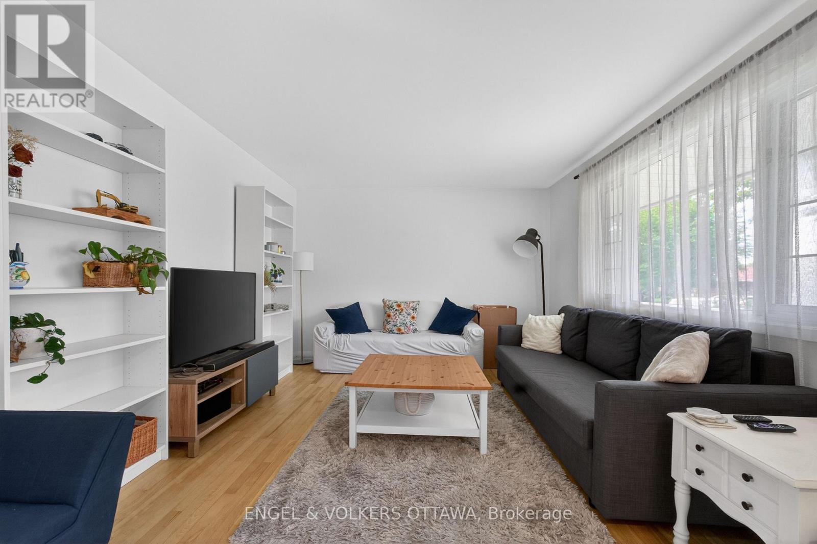 2548 Hanlon Avenue, Ottawa, Ontario  K2B 7X4 - Photo 4 - X13248518