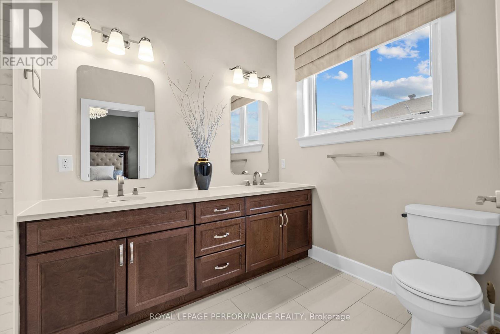 15 York Crossing, Russell, Ontario  K4R 0C4 - Photo 21 - X13248534