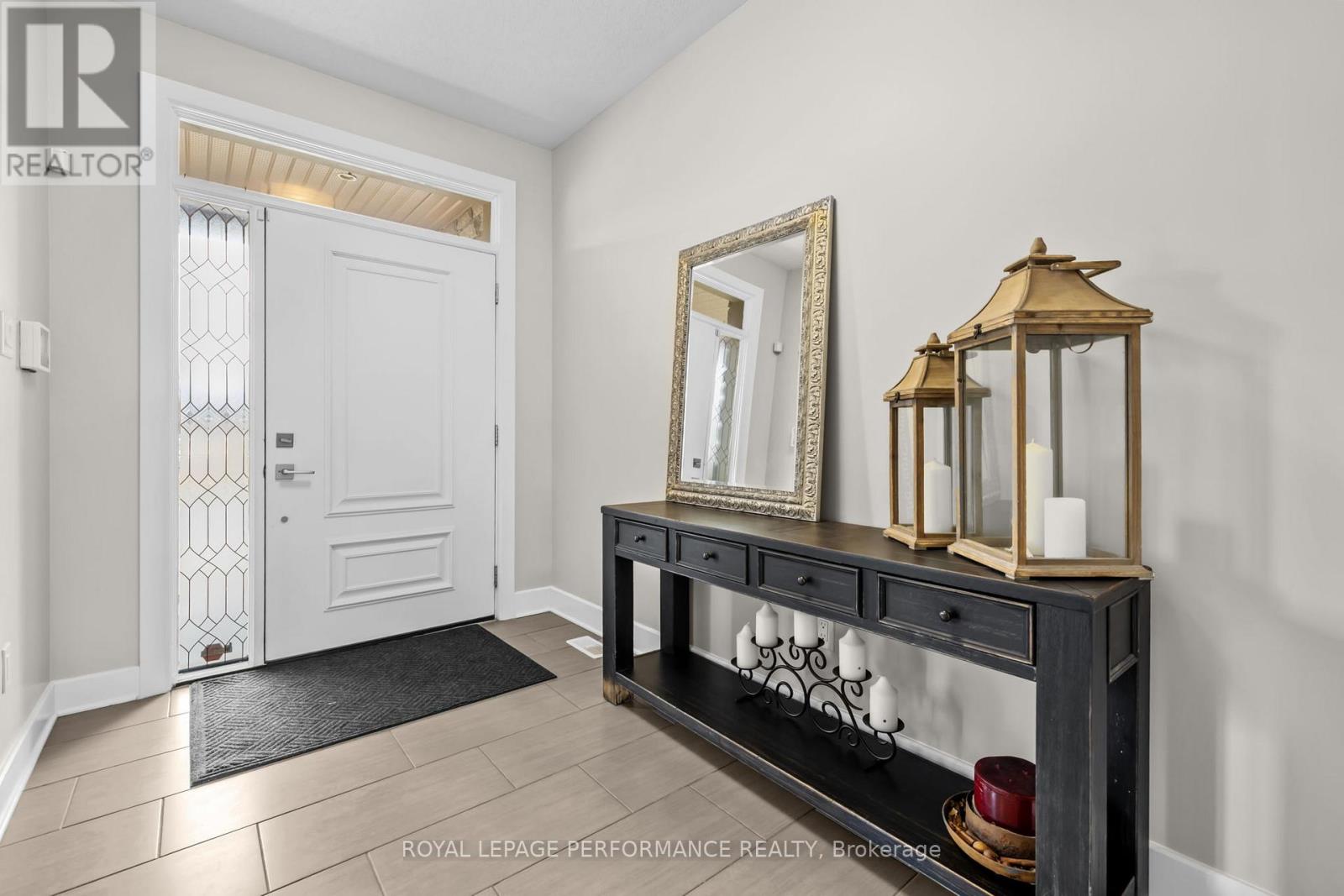 15 York Crossing, Russell, Ontario  K4R 0C4 - Photo 3 - X13248534