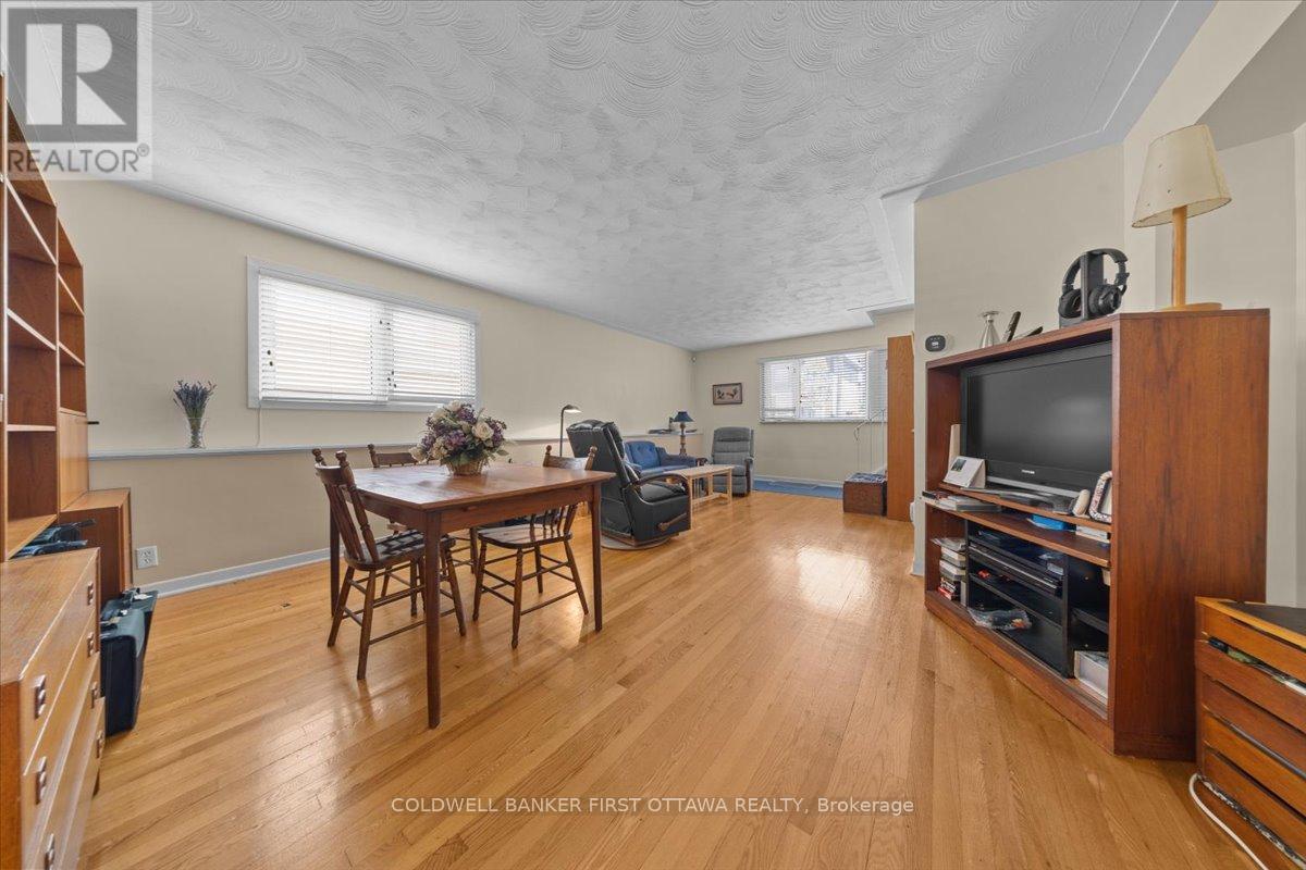 832 Ivanhoe Avenue, Ottawa, Ontario  K2B 5S3 - Photo 12 - X13248580