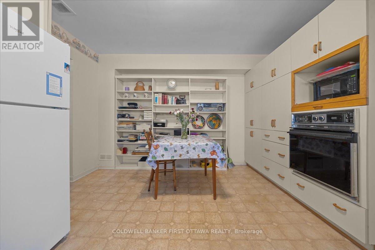 832 Ivanhoe Avenue, Ottawa, Ontario  K2B 5S3 - Photo 14 - X13248580