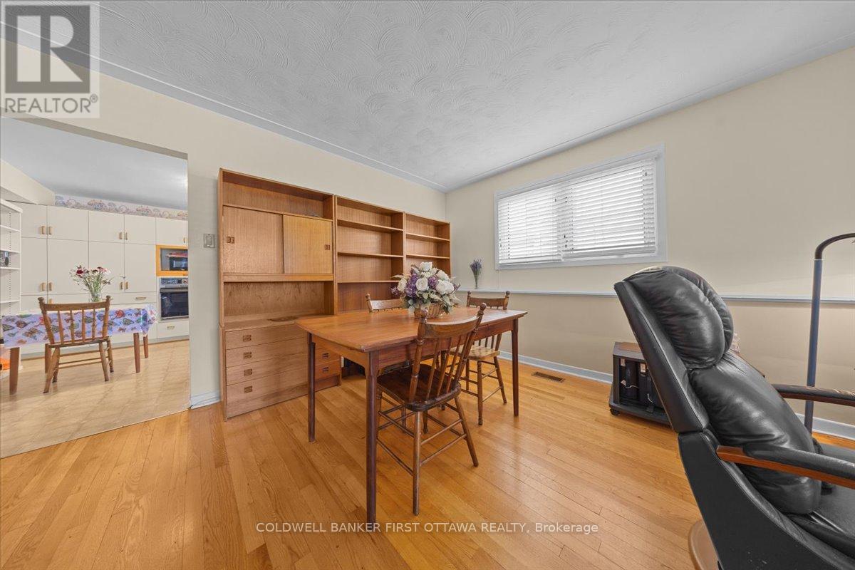 832 Ivanhoe Avenue, Ottawa, Ontario  K2B 5S3 - Photo 9 - X13248580