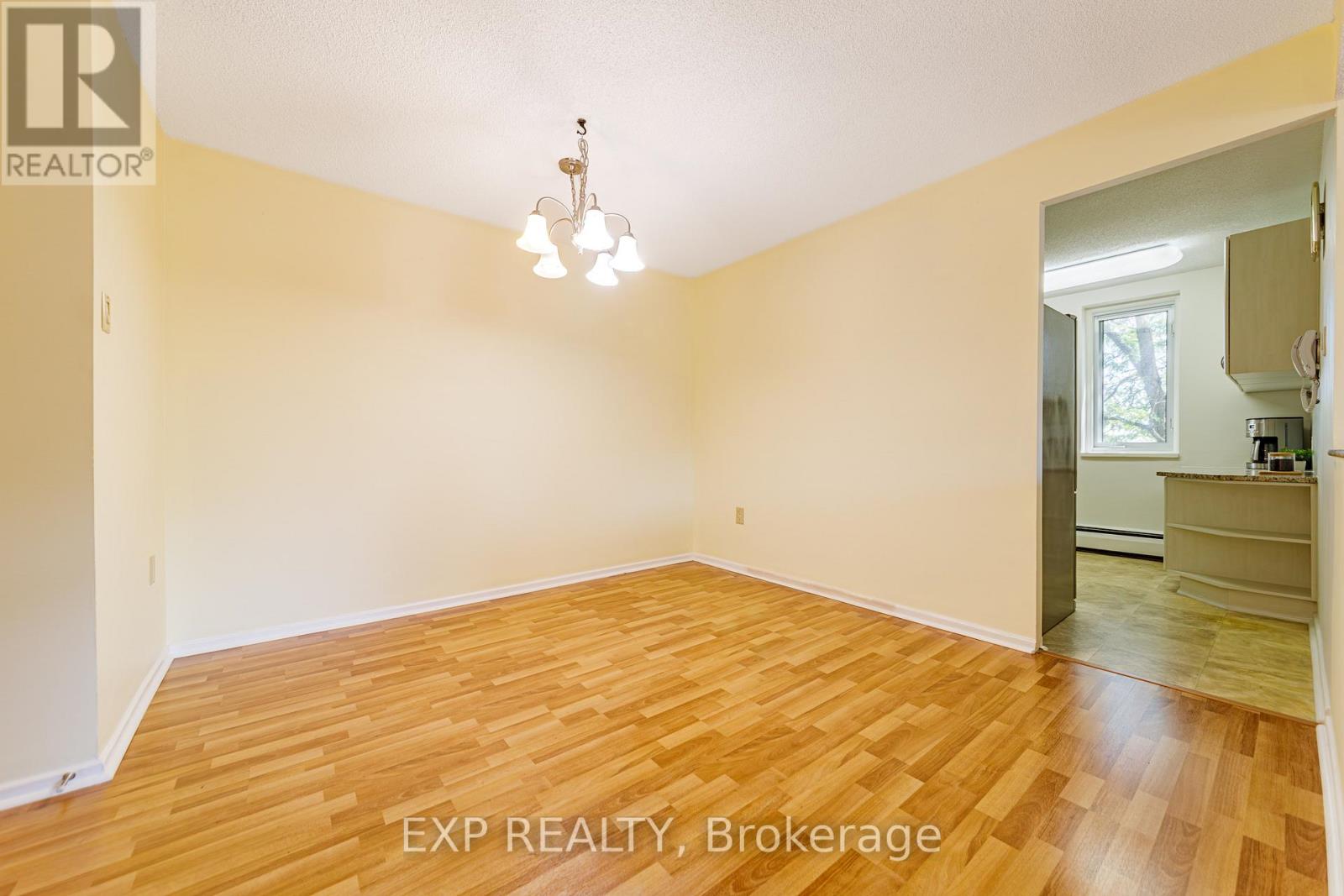 203 - 915 Elmsmere Road, Ottawa, Ontario  K1J 8H8 - Photo 8 - X13248628