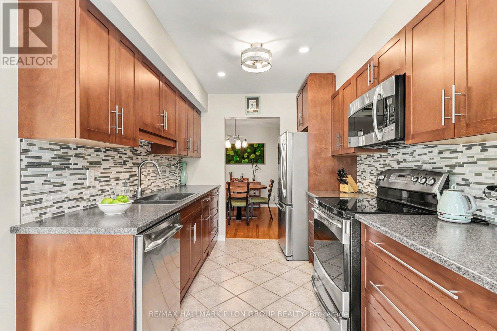 510 Wincanton Drive, Ottawa, Ontario  K4A 3Y2 - Photo 6 - X13248778