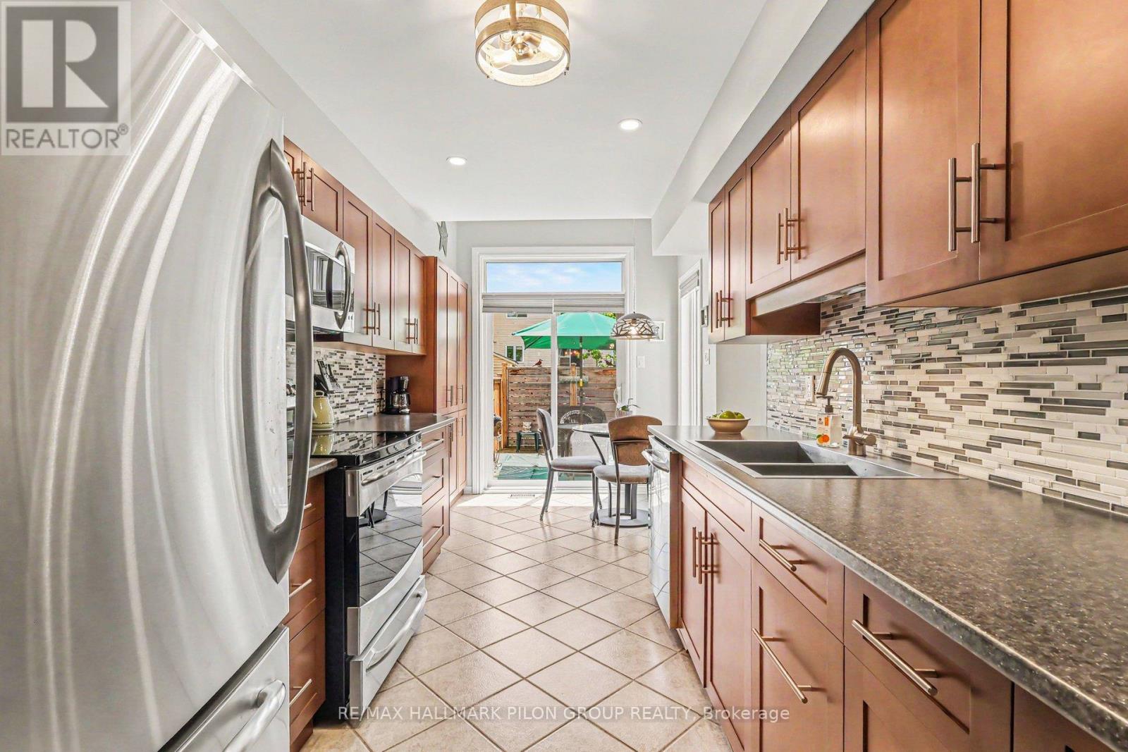 510 Wincanton Drive, Ottawa, Ontario  K4A 3Y2 - Photo 8 - X13248778