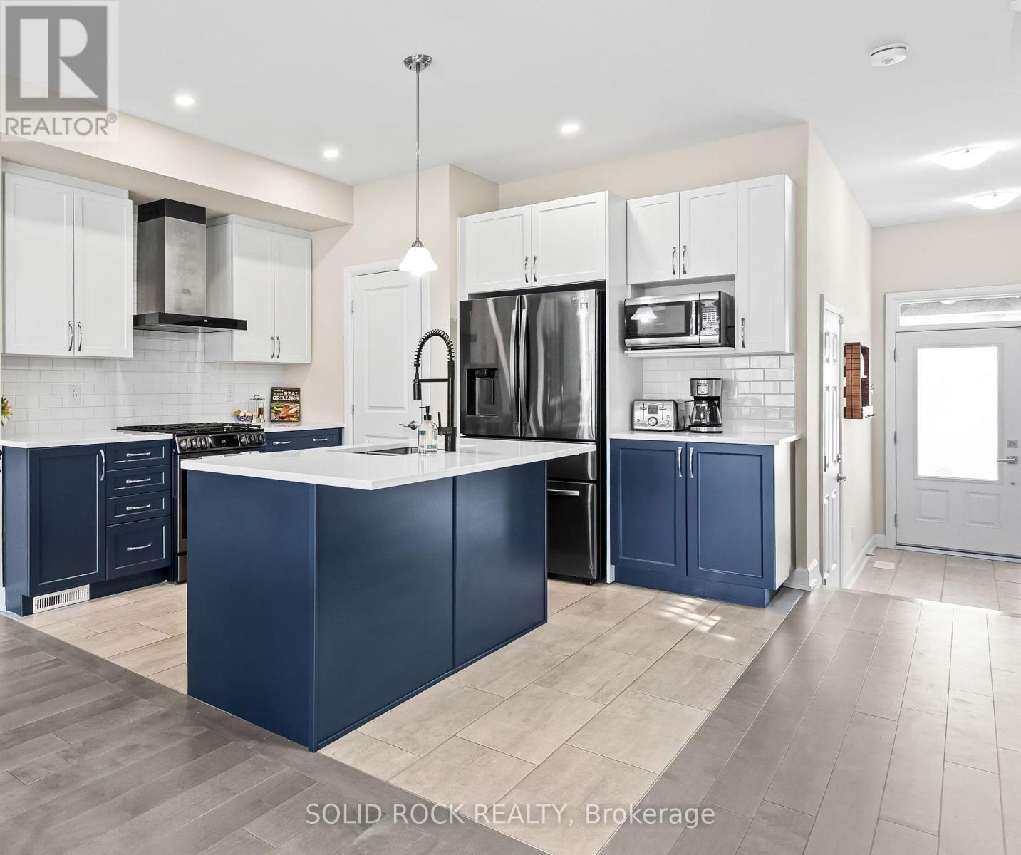 335 Grackle Street, Ottawa, Ontario  K1X 0G6 - Photo 11 - X13248896