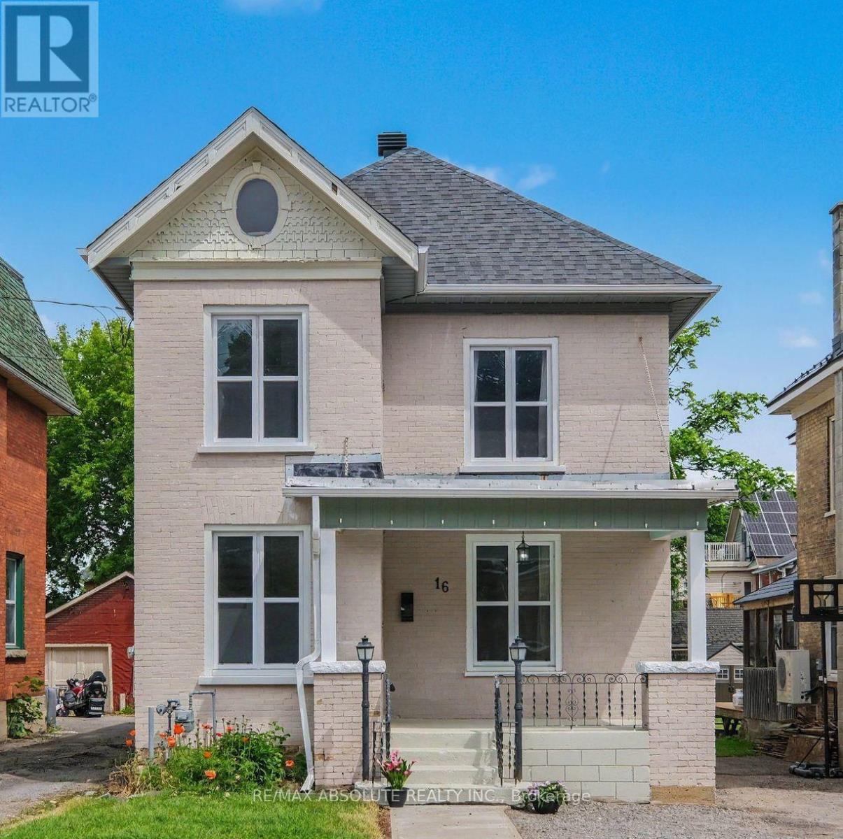 16 Glen Avenue, Smiths Falls, Ontario  K7A 1S2 - Photo 1 - X13248918