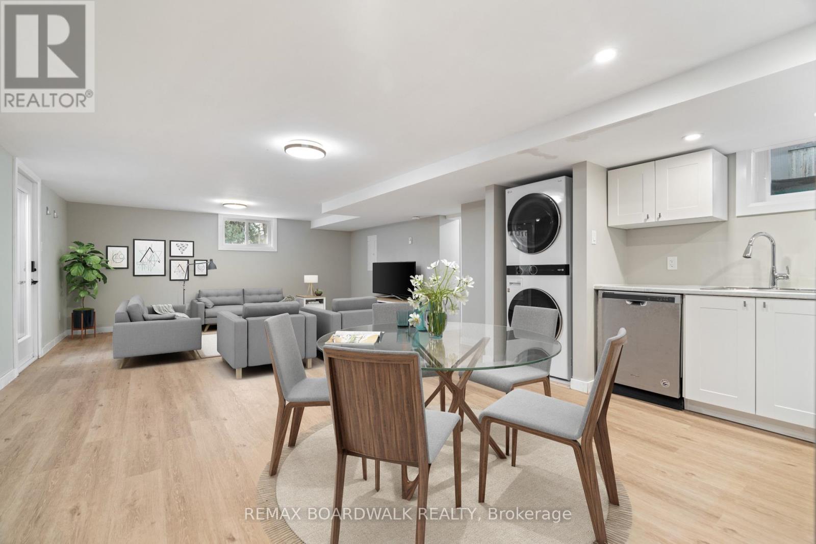 B - 948 Parkhurst Boulevard, Ottawa, Ontario  K2A 3M9 - Photo 5 - X13249006