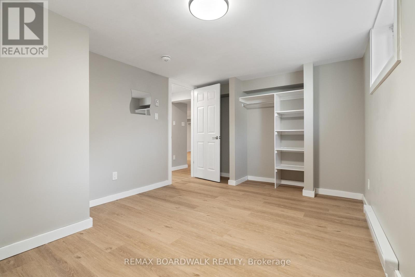 B - 948 Parkhurst Boulevard, Ottawa, Ontario  K2A 3M9 - Photo 8 - X13249006