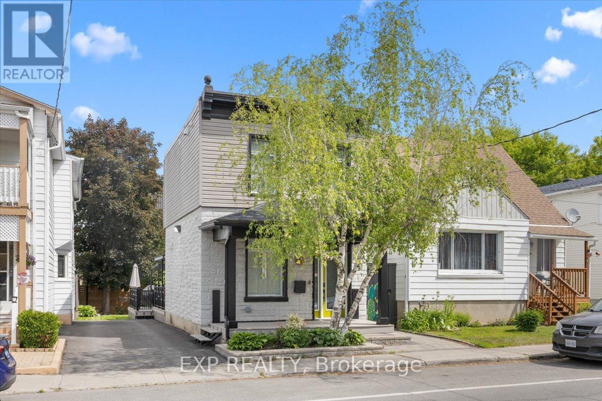 185 Deschamps Avenue, Ottawa, Ontario  K1L 5Z3 - Photo 2 - X13249414