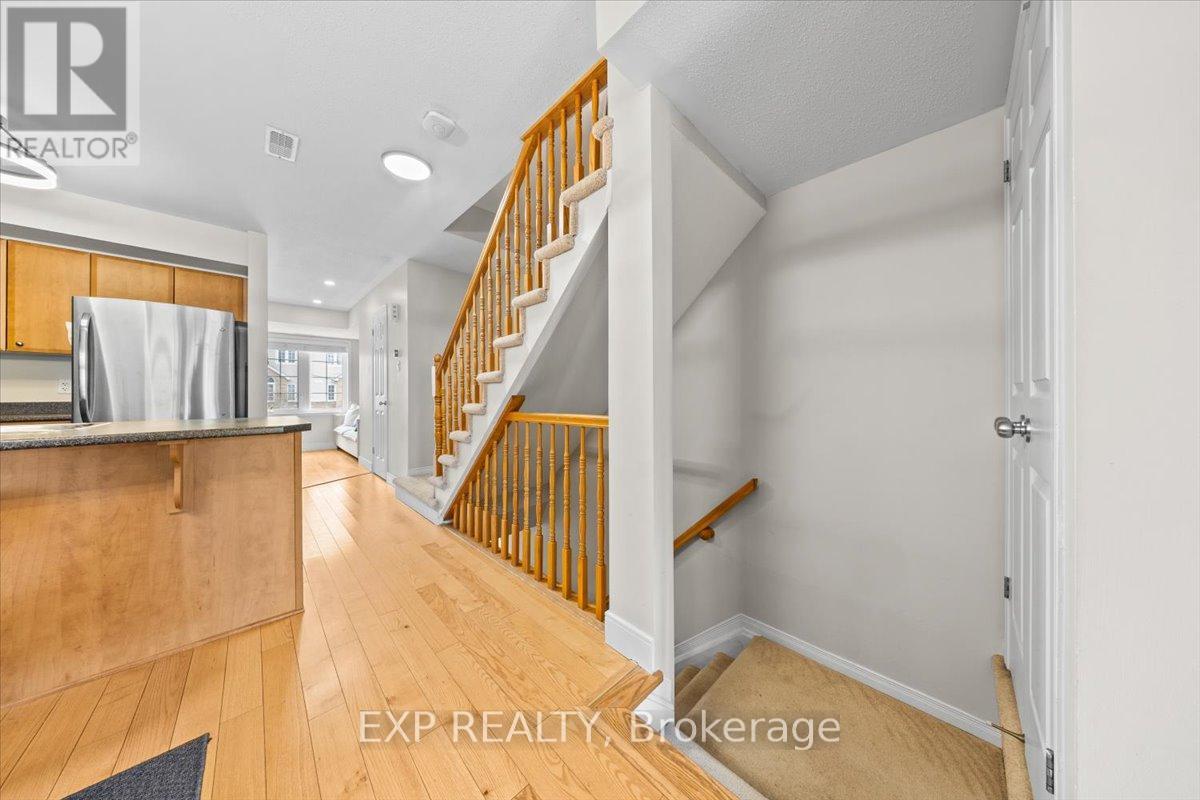 57 Steele Park Private, Ottawa, Ontario  K1J 0J2 - Photo 10 - X13249784