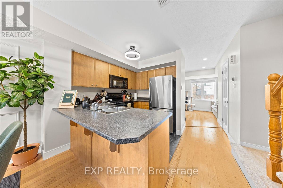 57 Steele Park Private, Ottawa, Ontario  K1J 0J2 - Photo 12 - X13249784