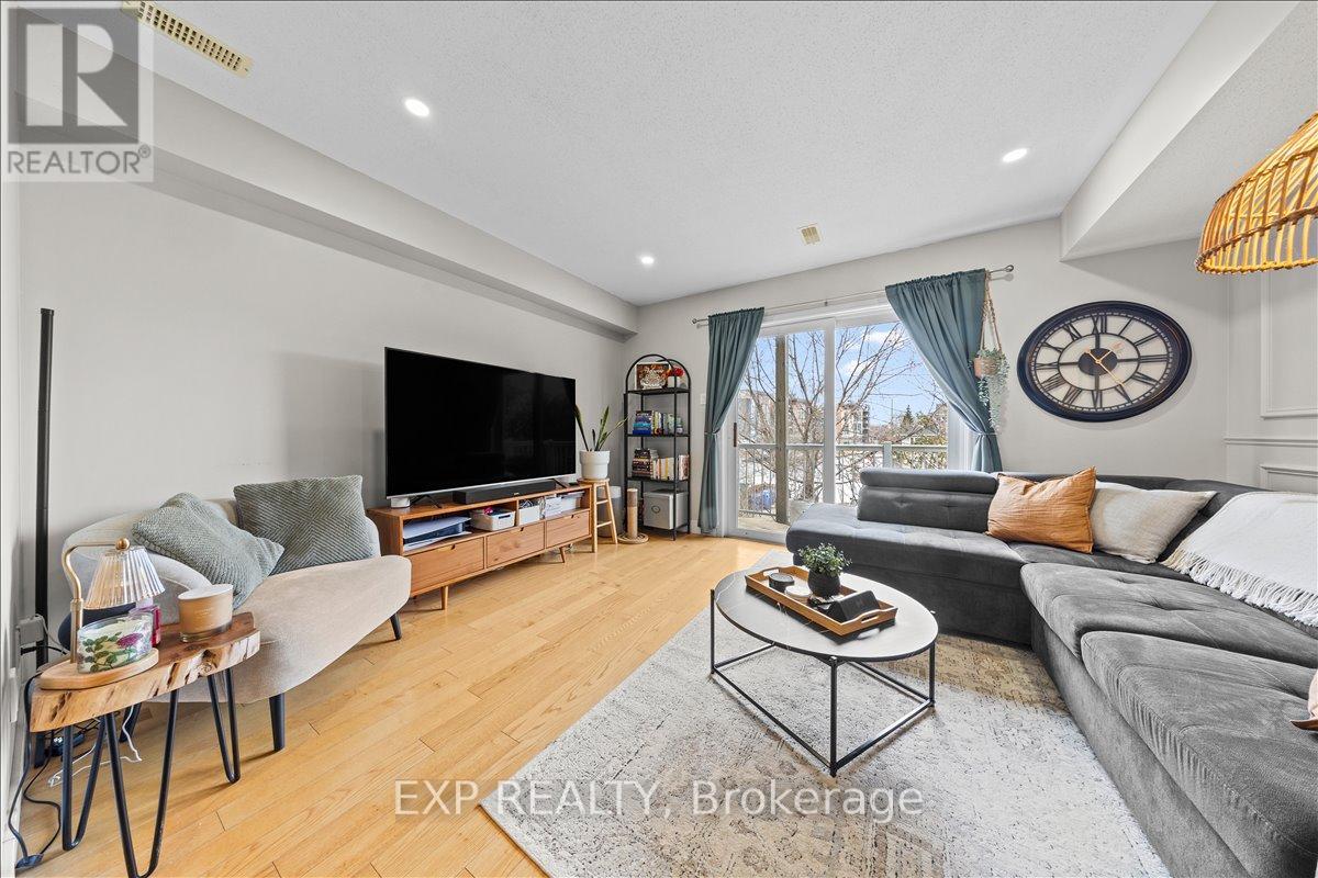 57 Steele Park Private, Ottawa, Ontario  K1J 0J2 - Photo 6 - X13249784