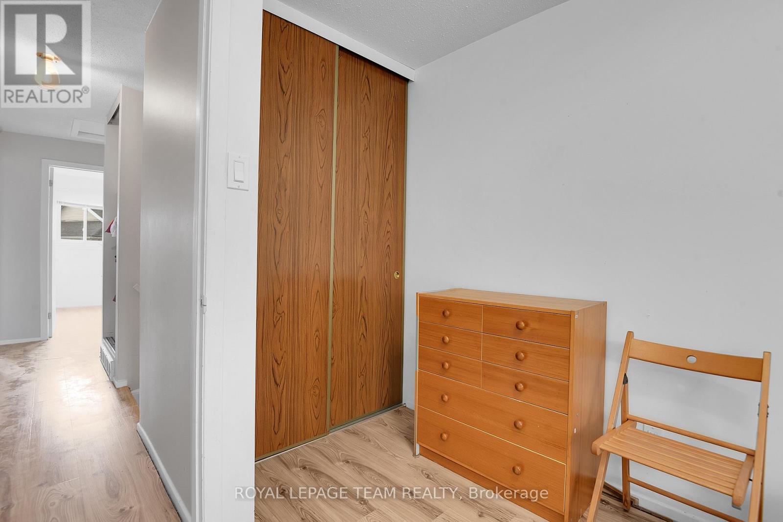 B - 902 Elmsmere Road, Ottawa, Ontario  K1J 7T6 - Photo 16 - X13249800