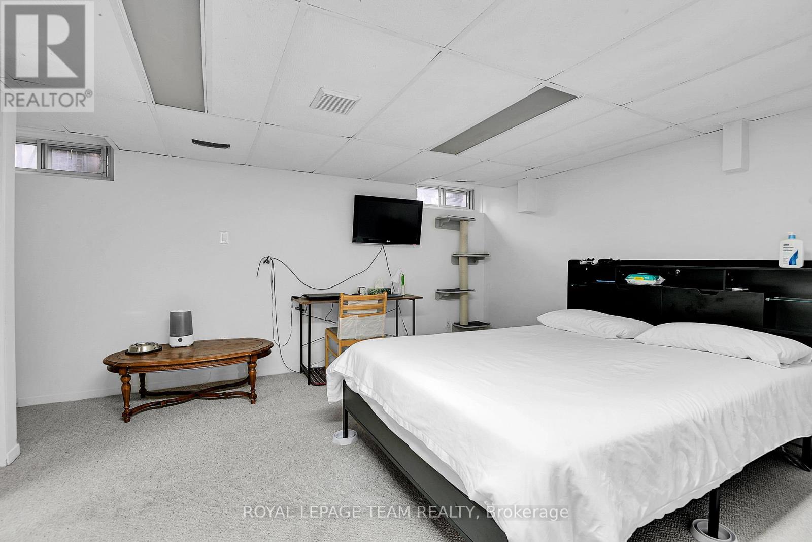 B - 902 Elmsmere Road, Ottawa, Ontario  K1J 7T6 - Photo 18 - X13249800