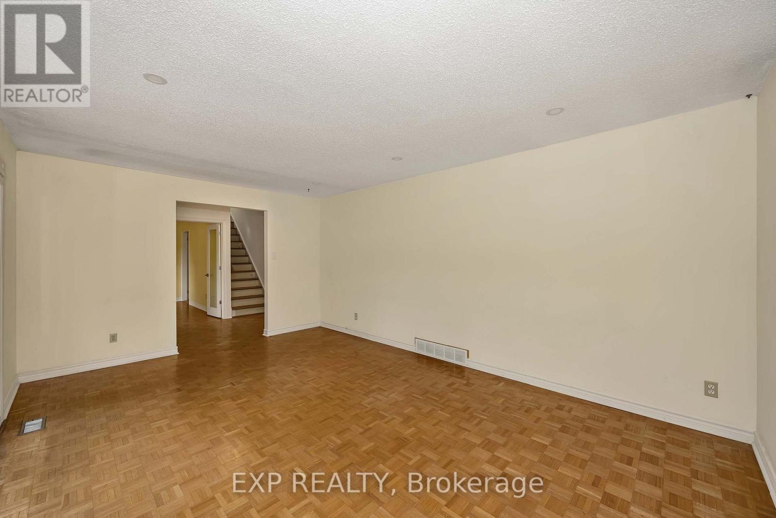 14 Carr Crescent, Ottawa, Ontario  K2K 1K4 - Photo 8 - X13249892
