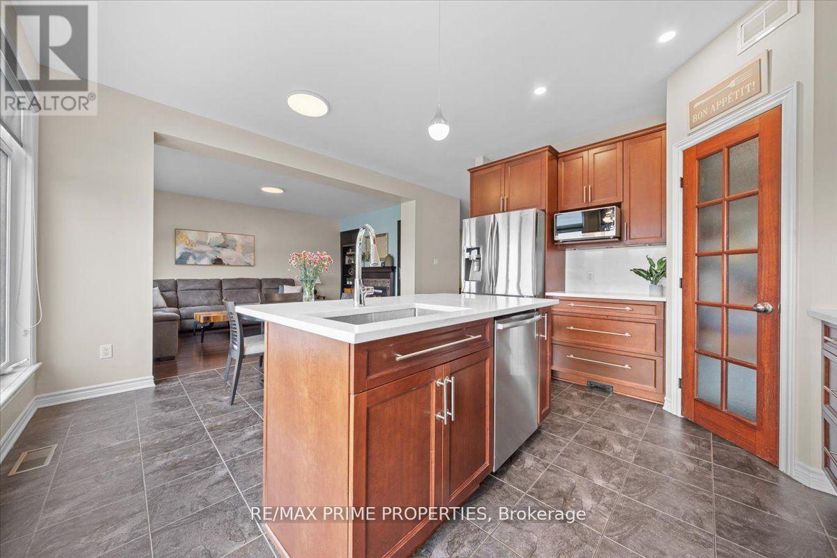 816 Azure Street, Ottawa, Ontario  K4A 0T7 - Photo 17 - X13250092